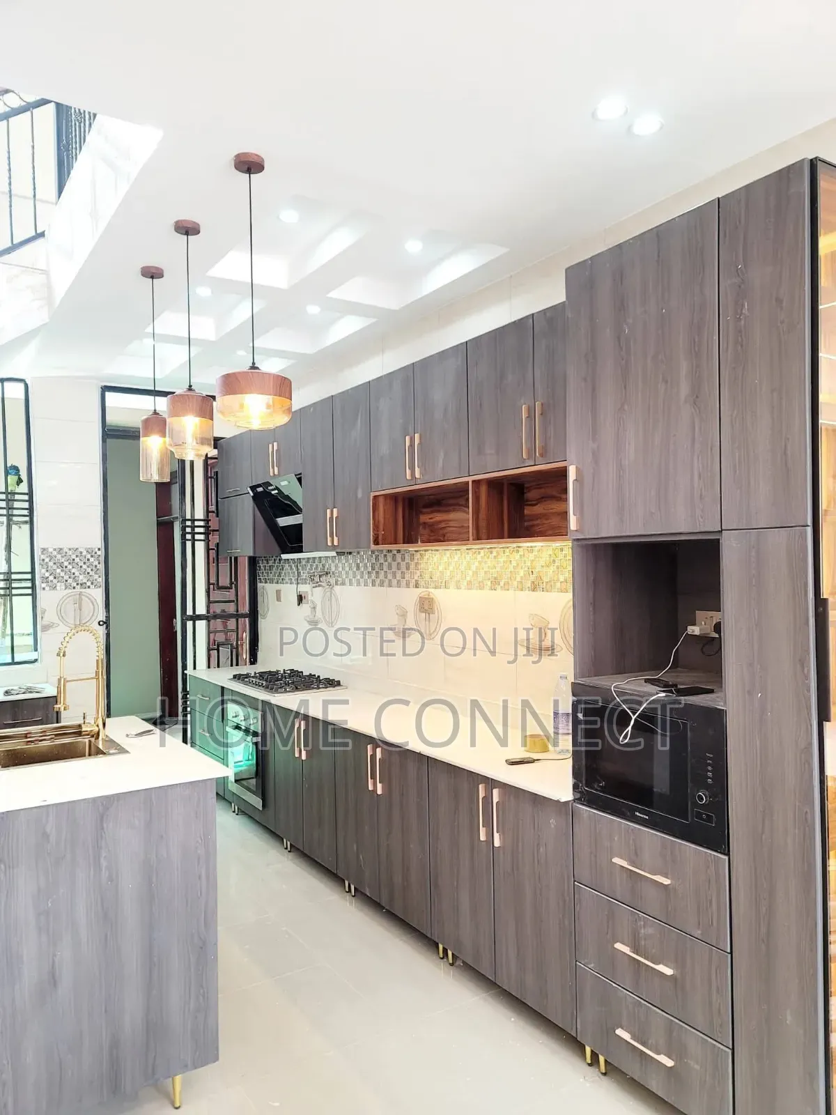 5bdrm Duplex in Akright Estate, Central Division for sale