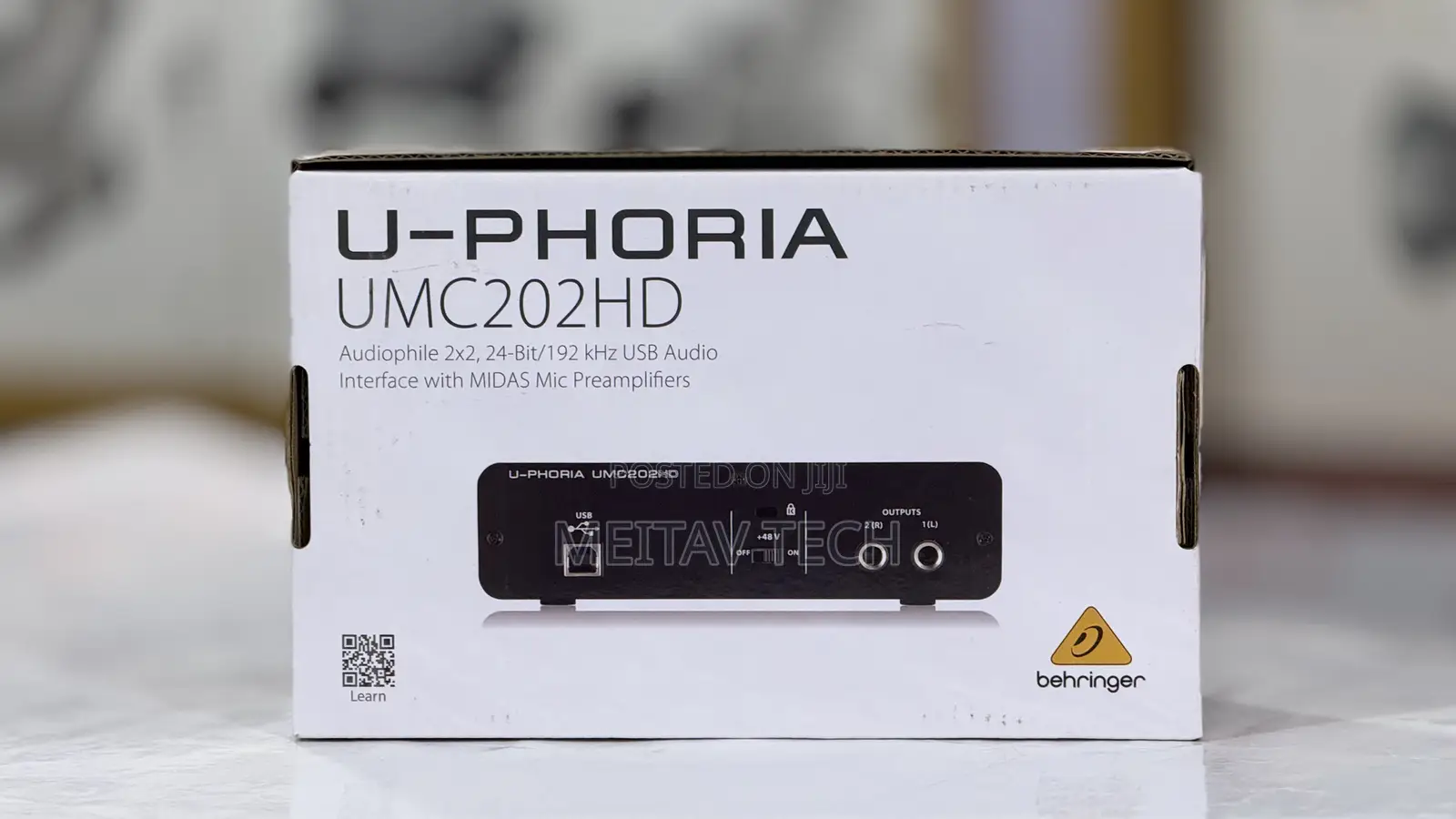 Behringer U-Phoria UMC202HD Audio Interface.