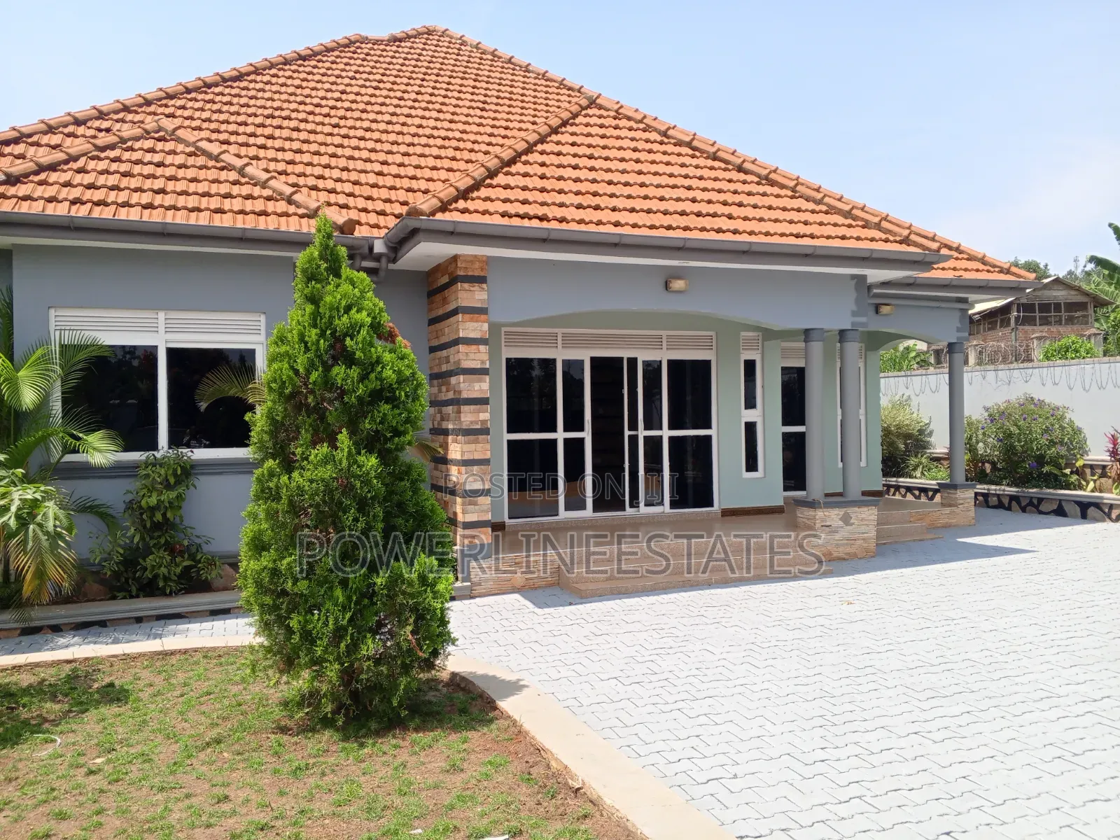 3bdrm House in Powerlineestates, Wakiso / Wakiso for sale
