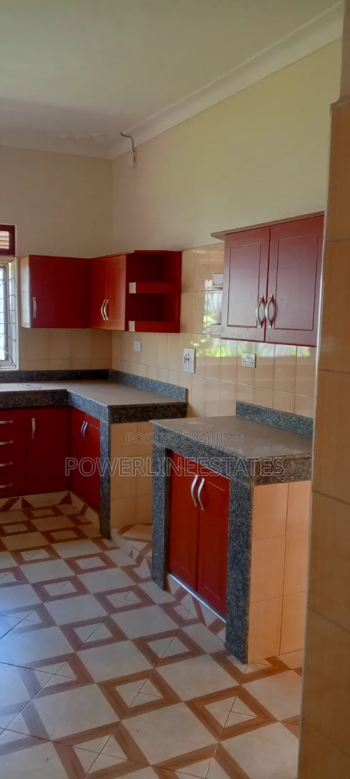 3bdrm House in Powerlineestates, Wakiso / Wakiso for sale