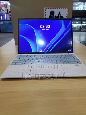 Laptop HP Pavilion 13 16GB AMD Ryzen 5 SSD 512GB