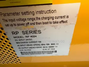 SUMRY RP Series 4kW 24V Inverter Charger | 70A Charging