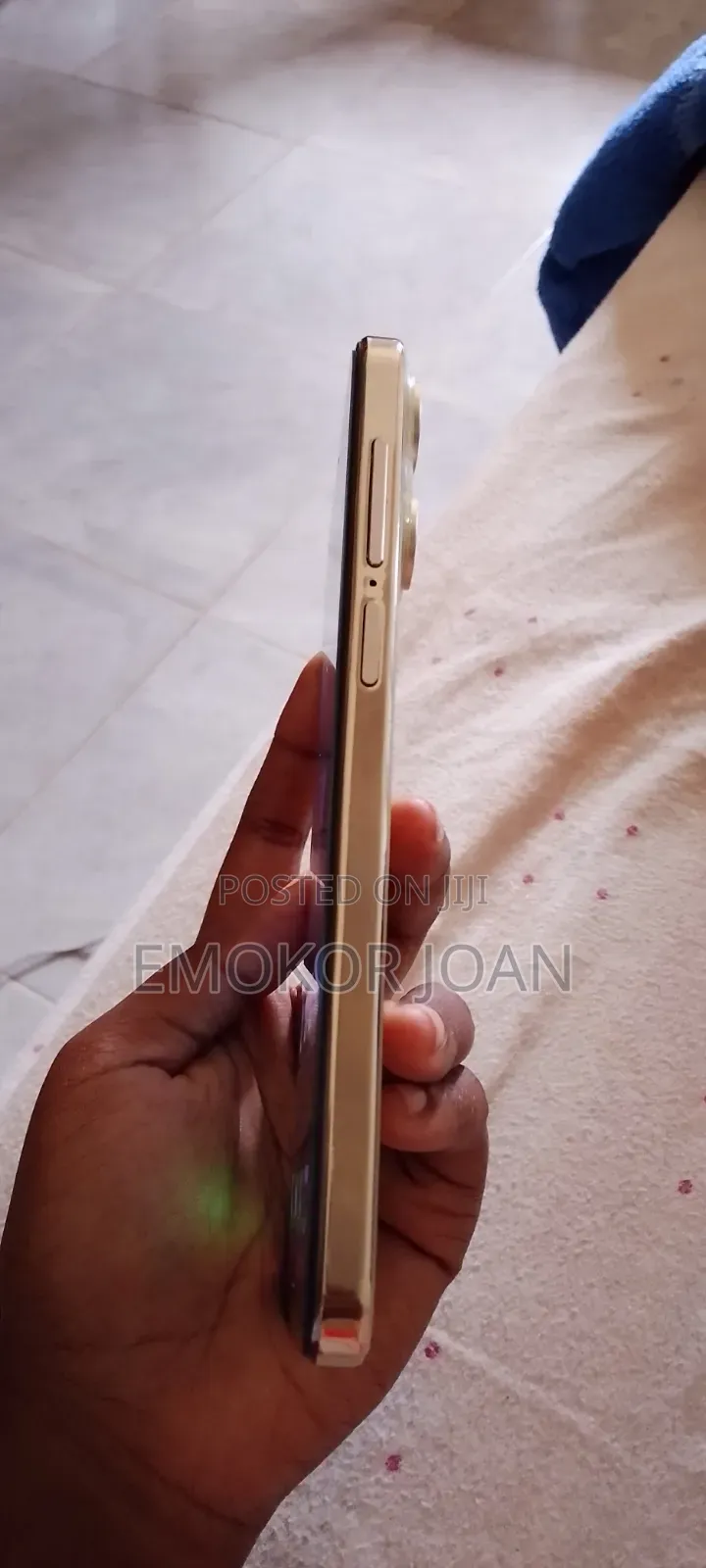 Mobile Phone 128 GB Gold