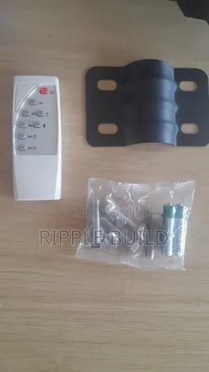 500W All-in-One Solar Street Light IP66 AAS-P500 Remote