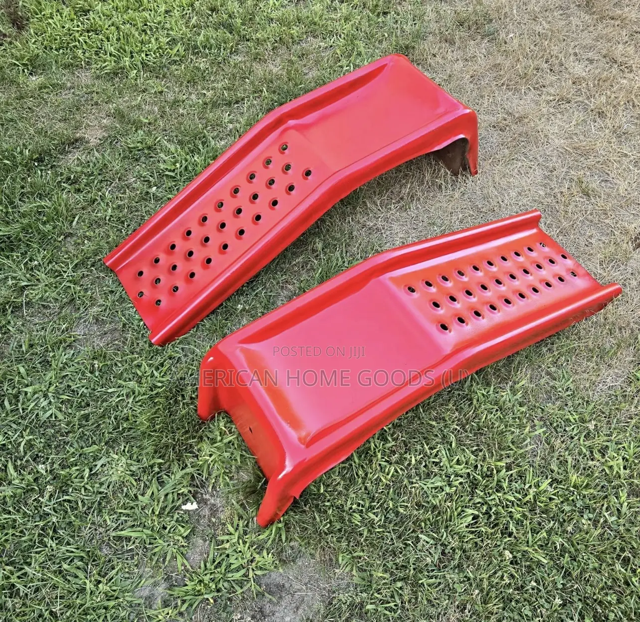 Heavy Duty Car/Truck Lift Ramps. Both Metallic/Plastic.