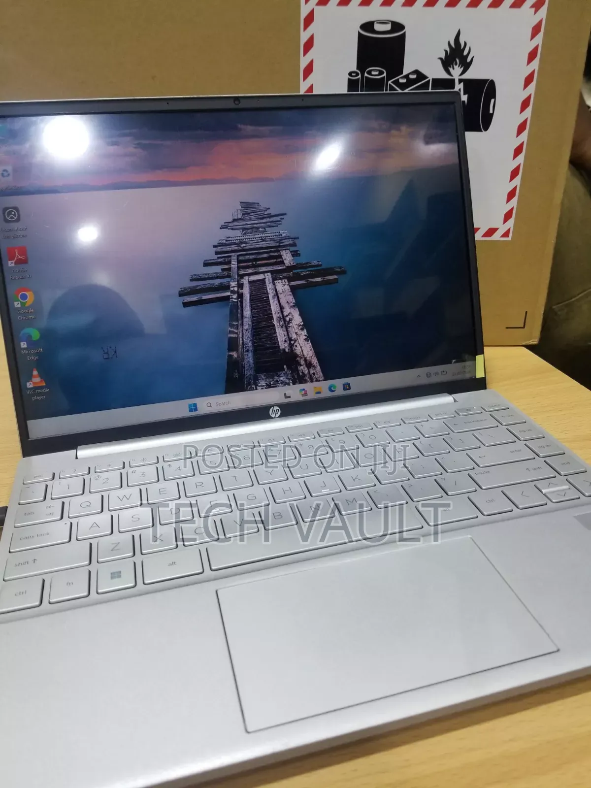 New Laptop HP Pavilion 13z 16GB AMD Ryzen 7 SSD 512GB