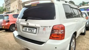 Toyota Kluger 2006 White