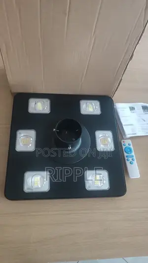 300W Solar Garden Light 6 LED IP65 Pole Mount Remote