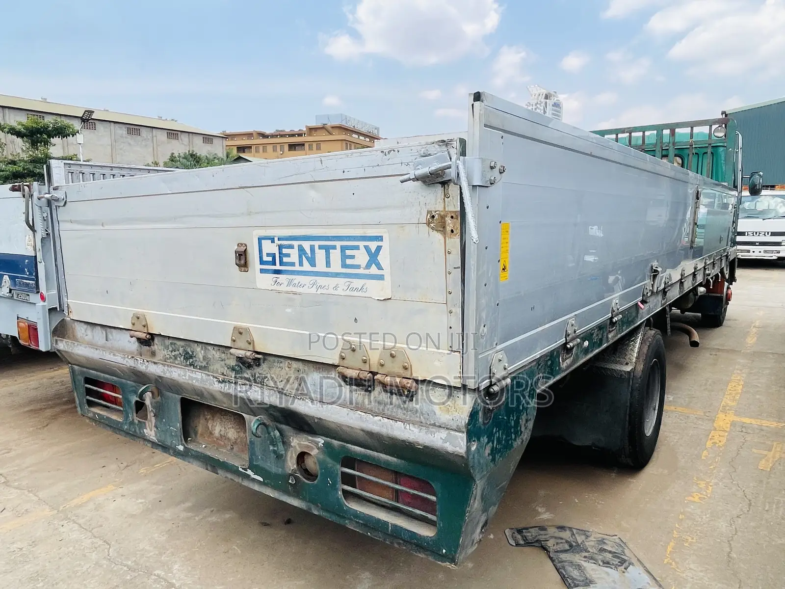 Fuso Ordinary 6d17 Engine Green Color