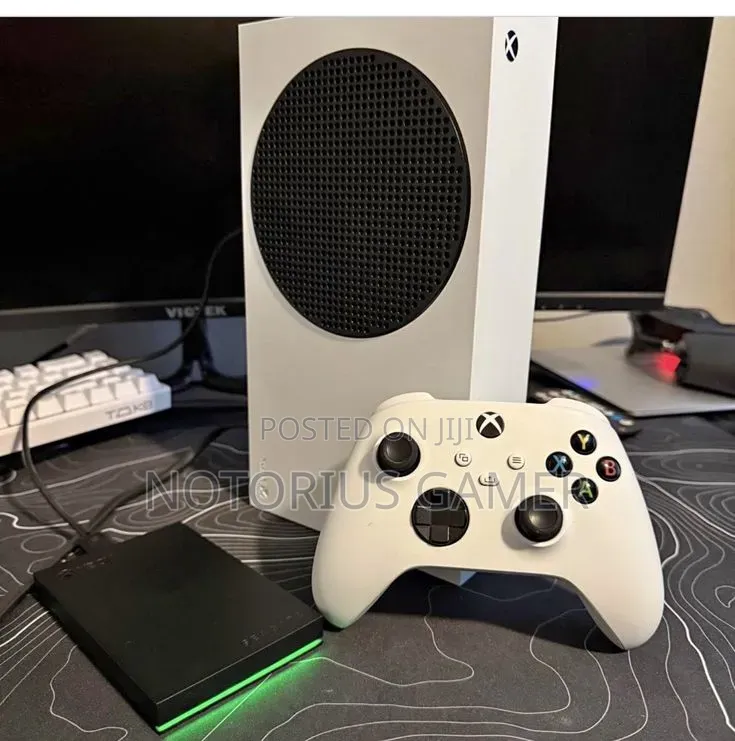 XBOX SERIES S : Xbox Series S – Next-Gen Power (GTA 6 Ready!)