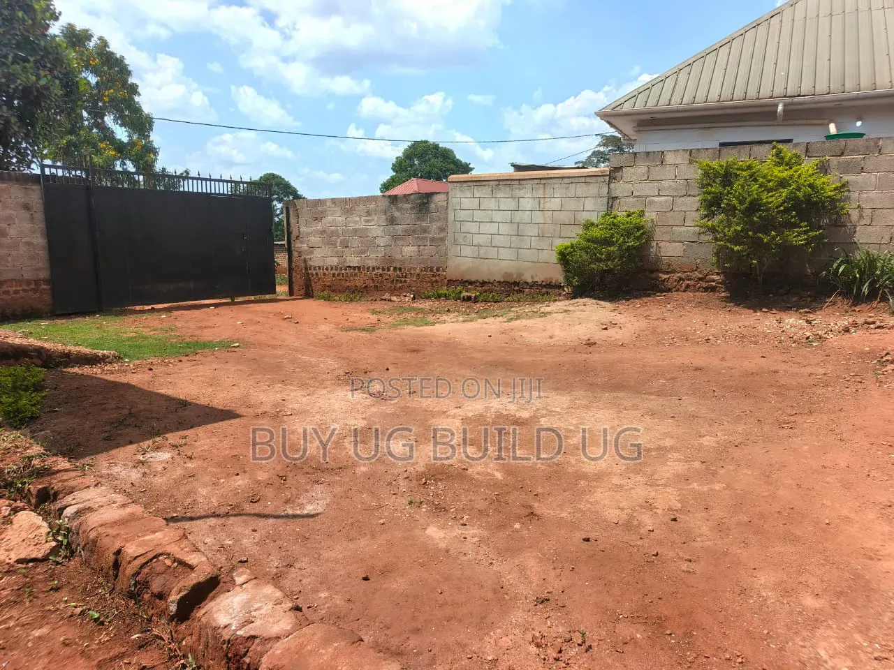 2bdrm House in Namugongo Bukerere, Goma for sale
