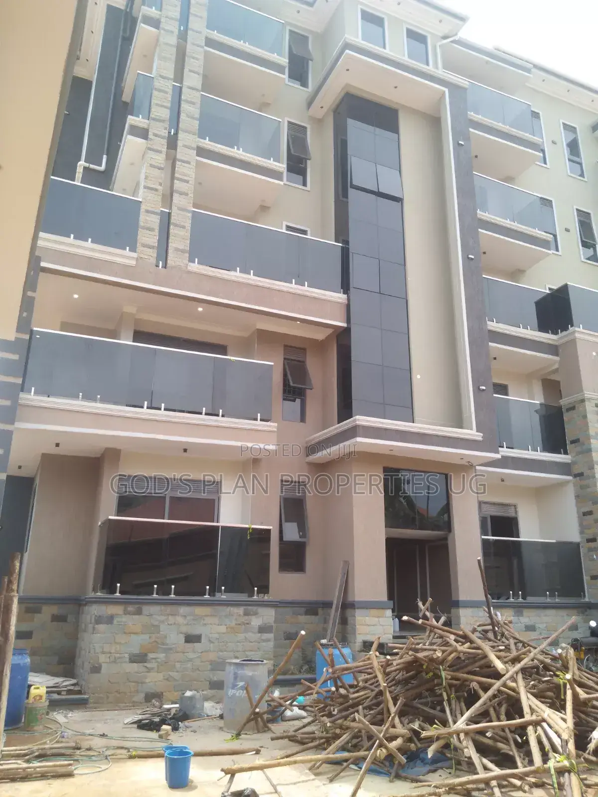 1bdrm Apartment in Muyenga Estate, Central Division for rent