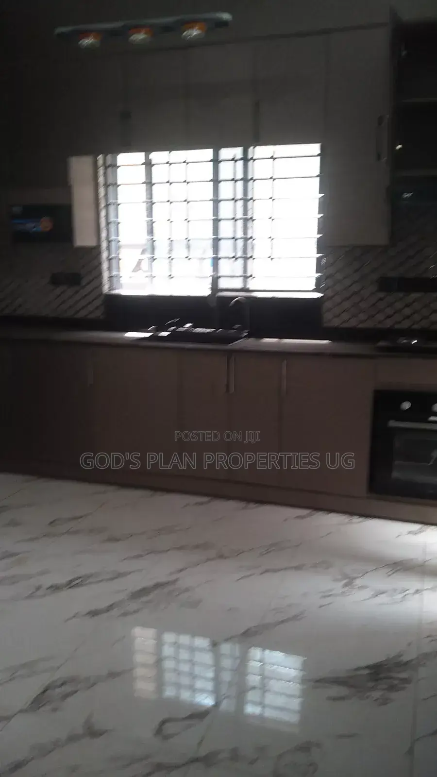 1bdrm Apartment in Muyenga Estate, Central Division for rent