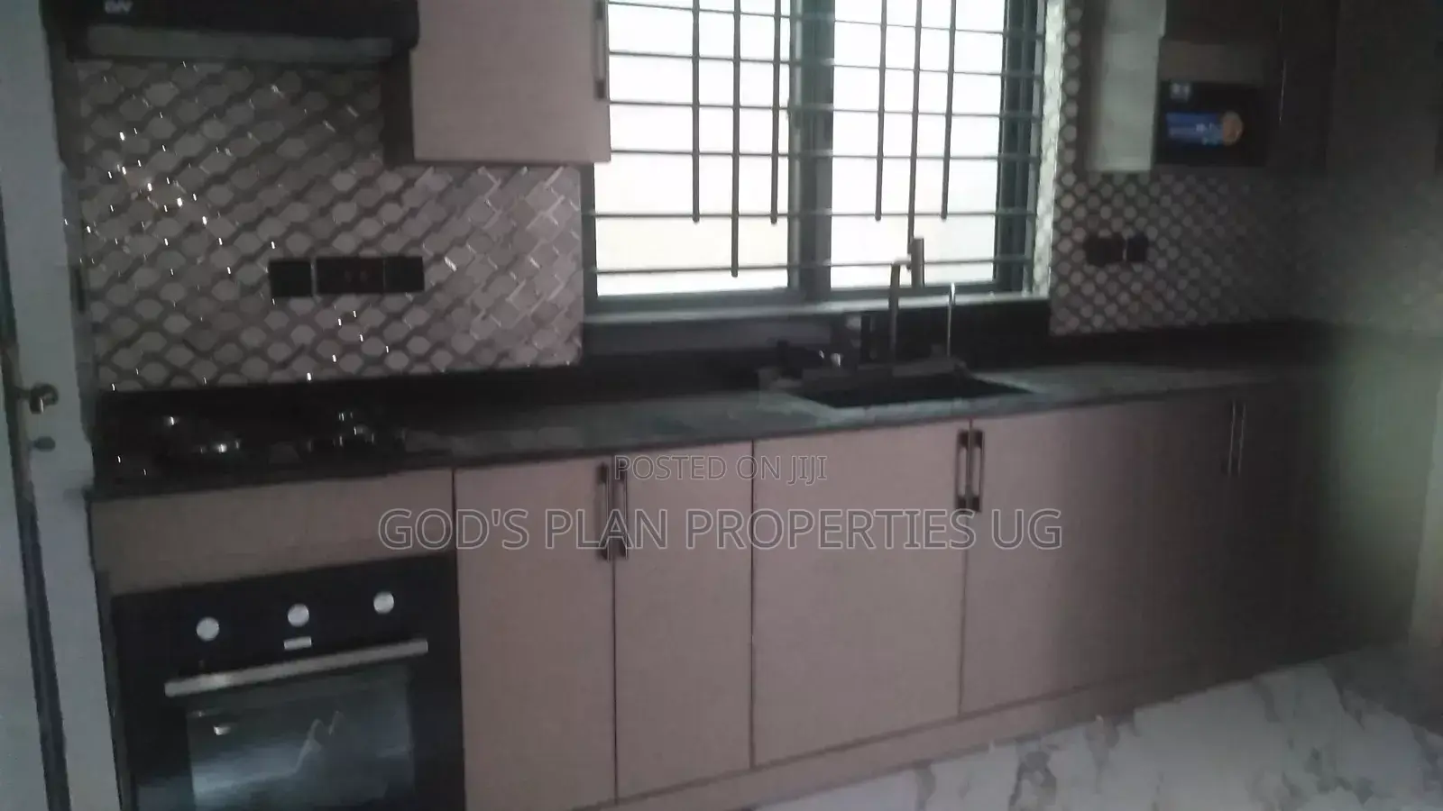 1bdrm Apartment in Muyenga Estate, Central Division for rent