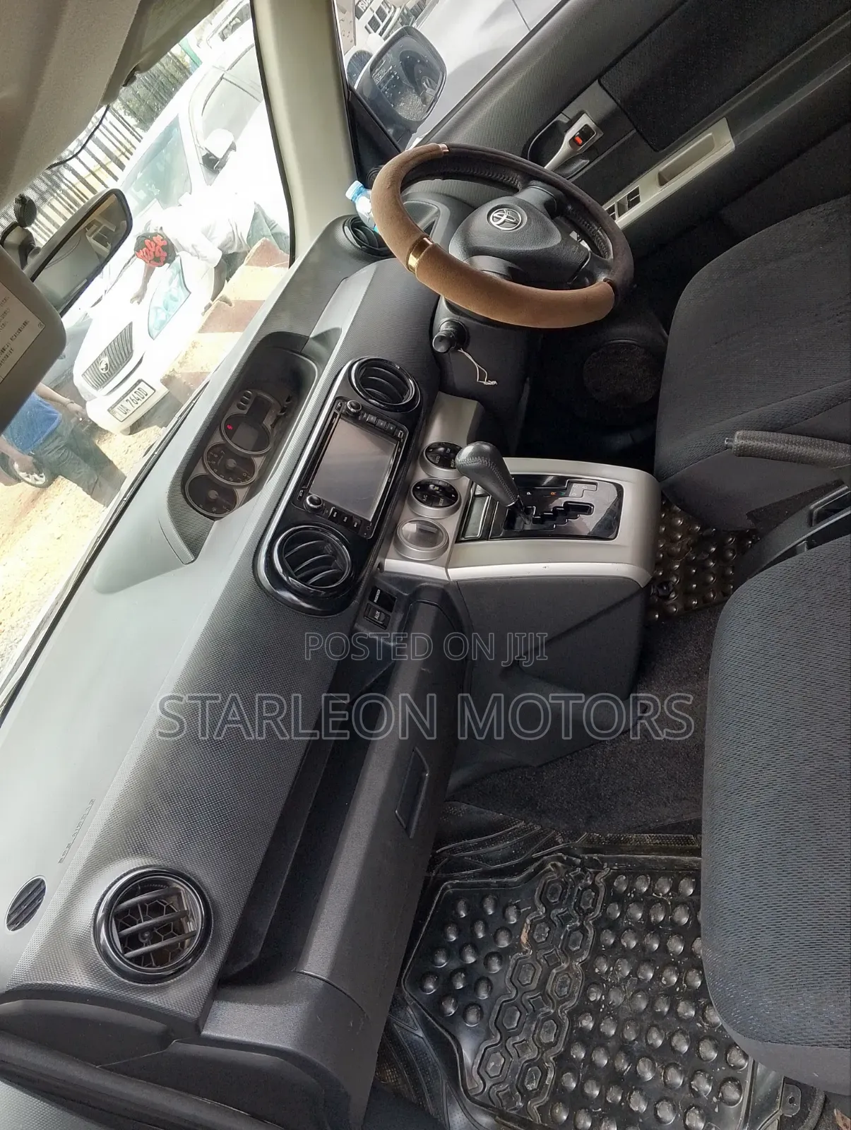 Toyota Corolla Rumion 2010 Silver