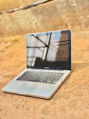 Laptop Apple MacBook Pro 8GB Intel Core i5 SSD 128GB