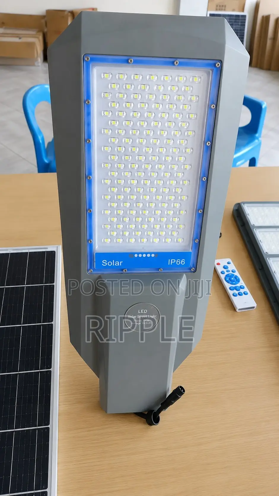 800W Heavy Duty Solar Street Light Wide Coverage IP66