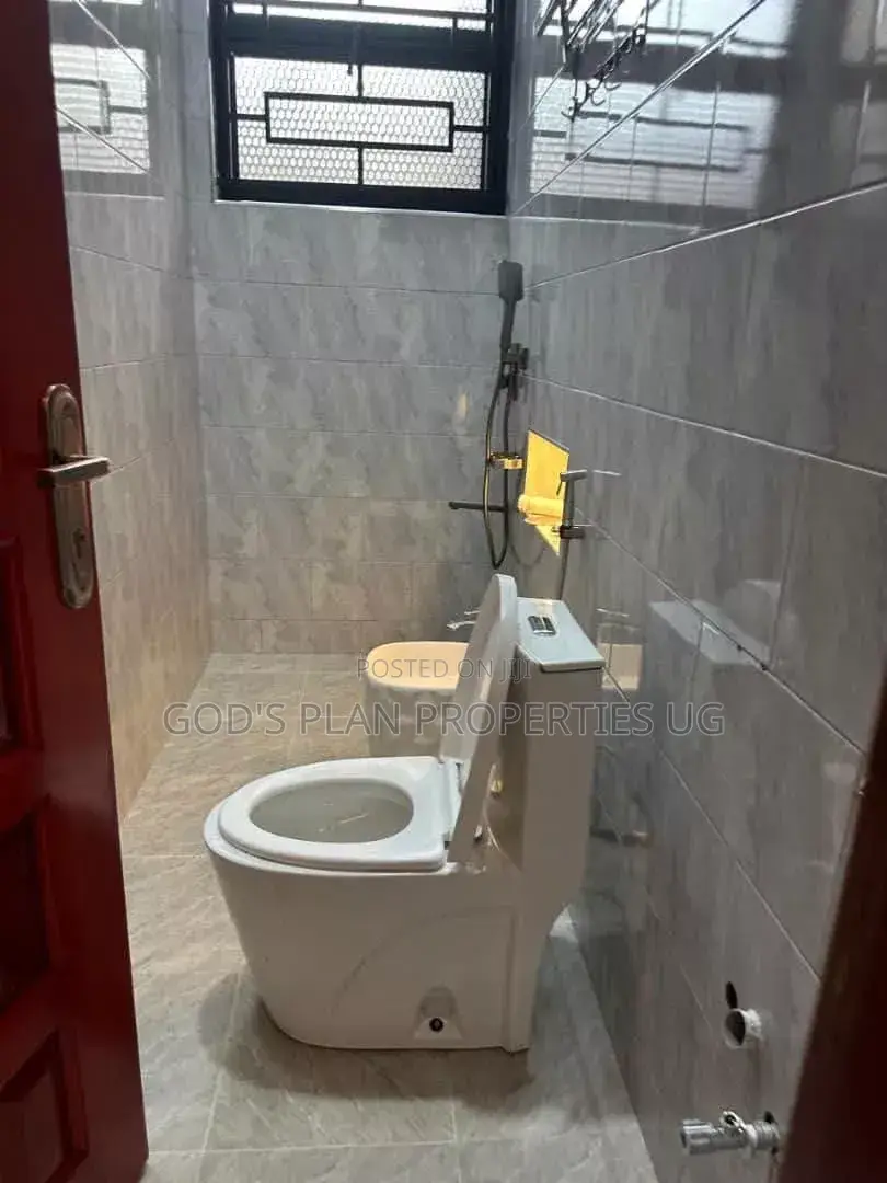 3bdrm Apartment in Nsambya, Central Division for rent