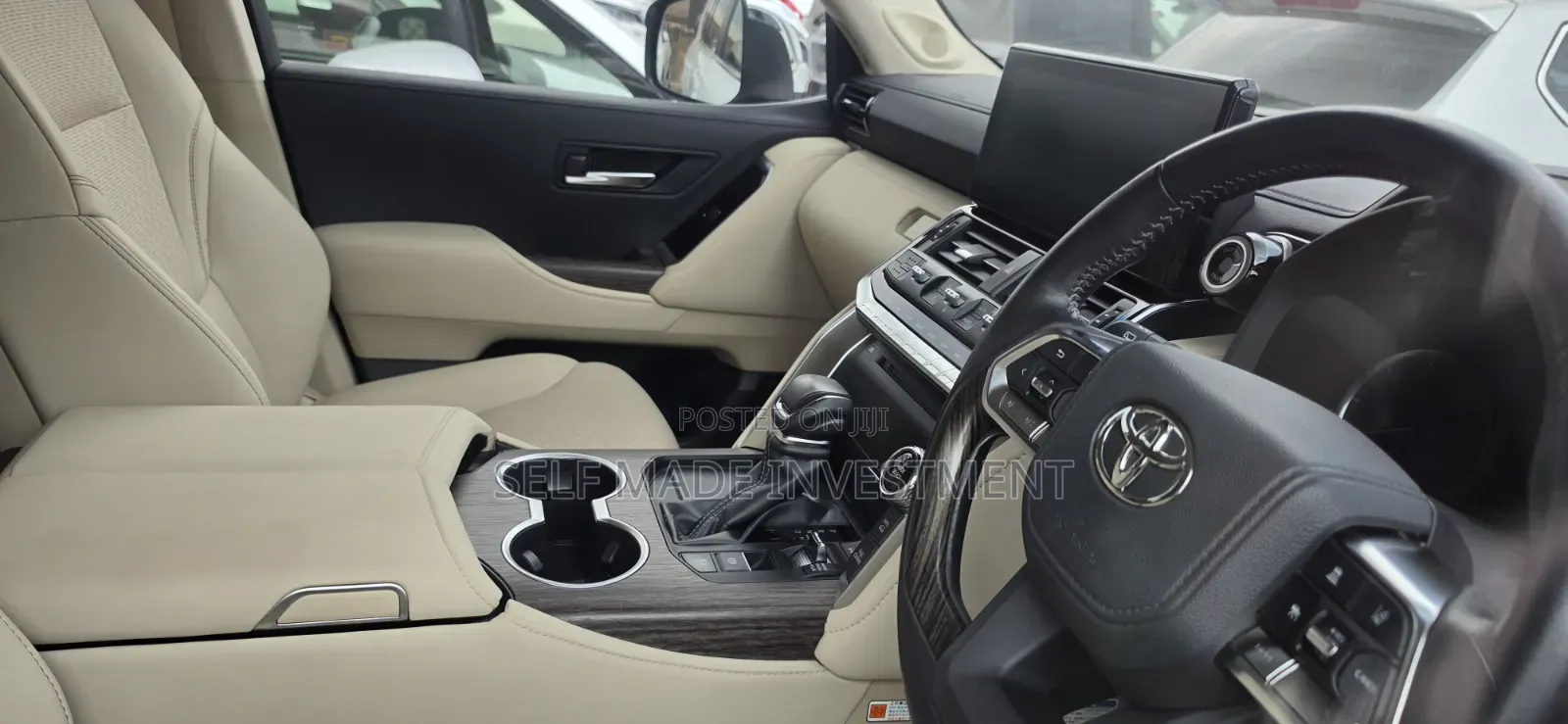 Toyota Land Cruiser 2024 White