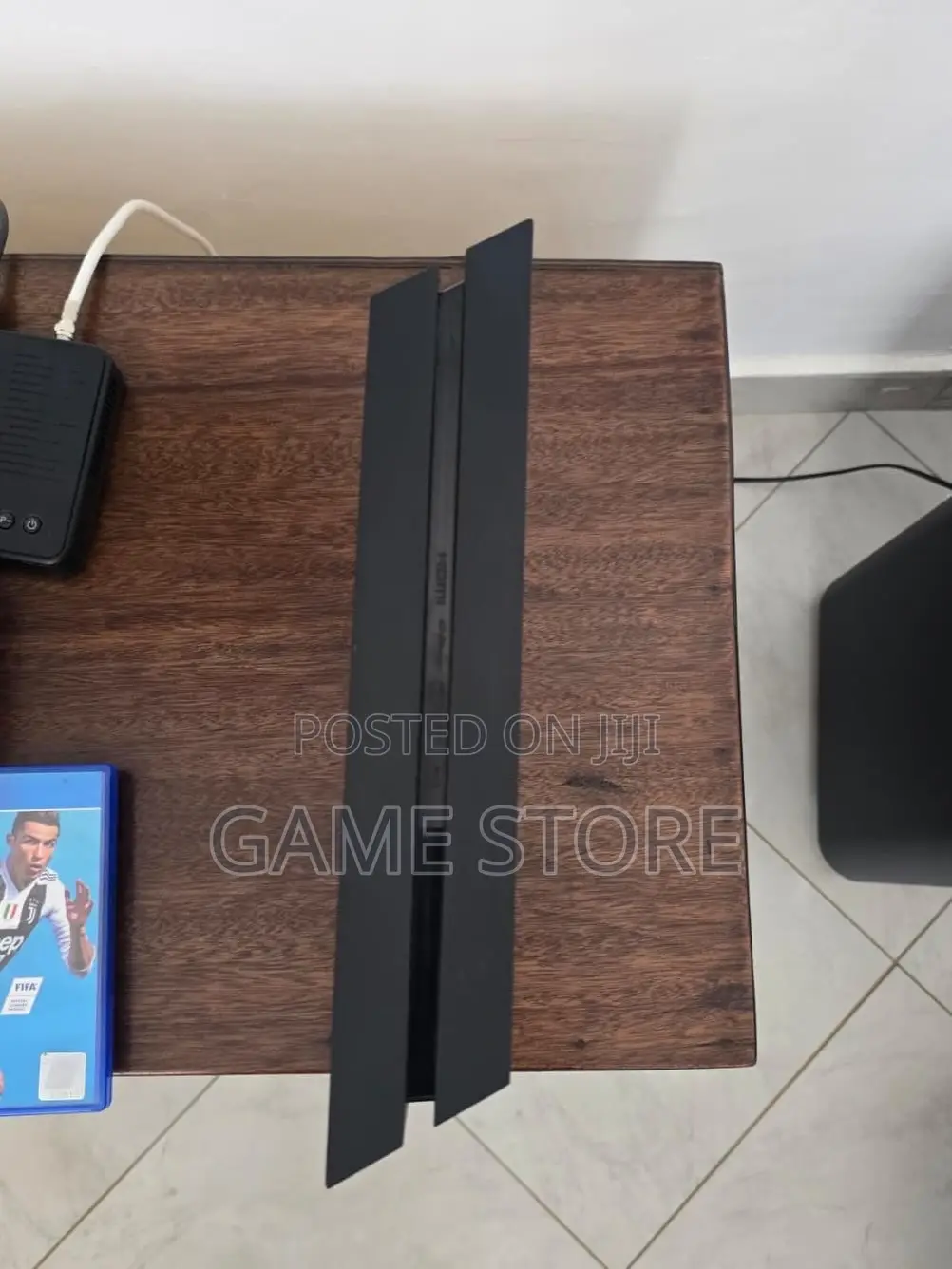 PS4 Standard: Make Neighborhood Boys Crowd Your Doorway Fast