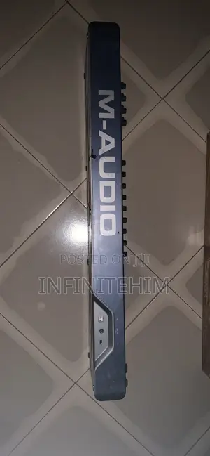 M Audio Oxygen 61 Midi Piano