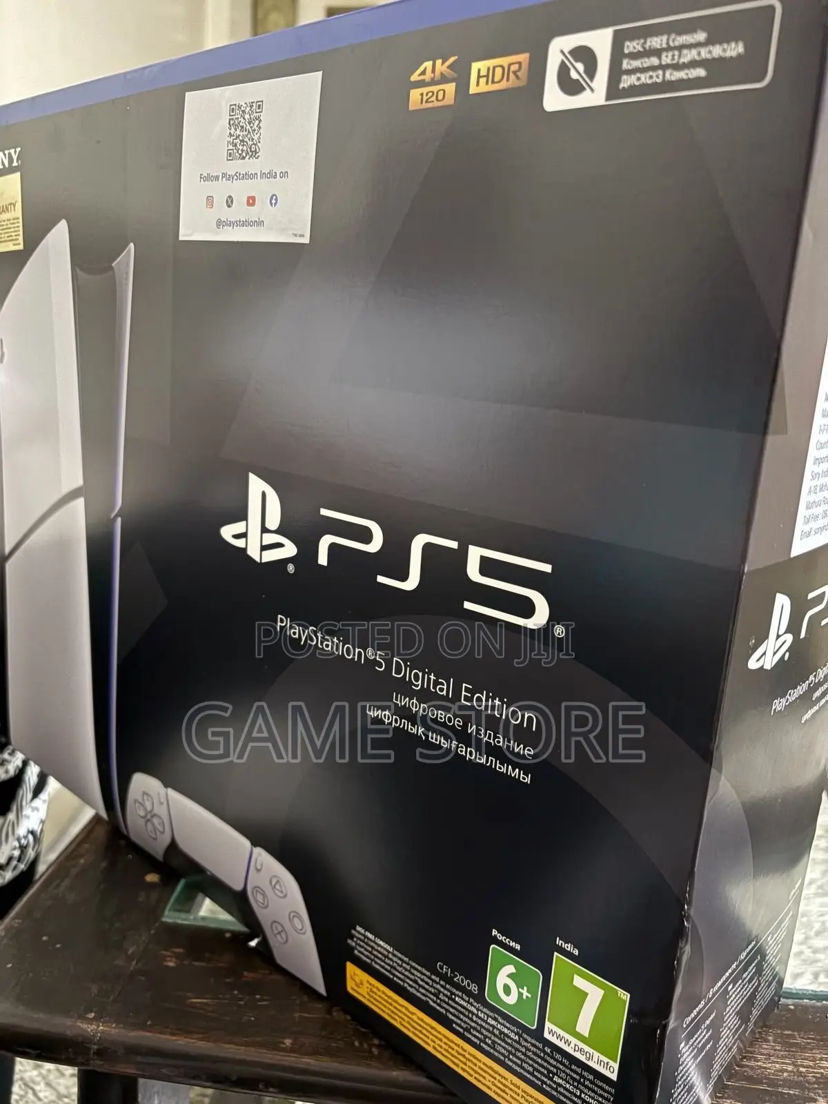 PS5 Slim Digital Make Small Rentals Look Like a Downtown VIP Lounge