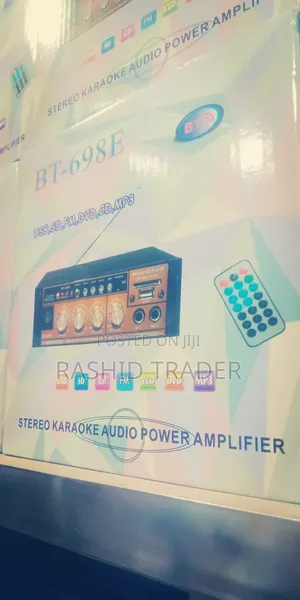 BT 698E Audio Power Amplifier
