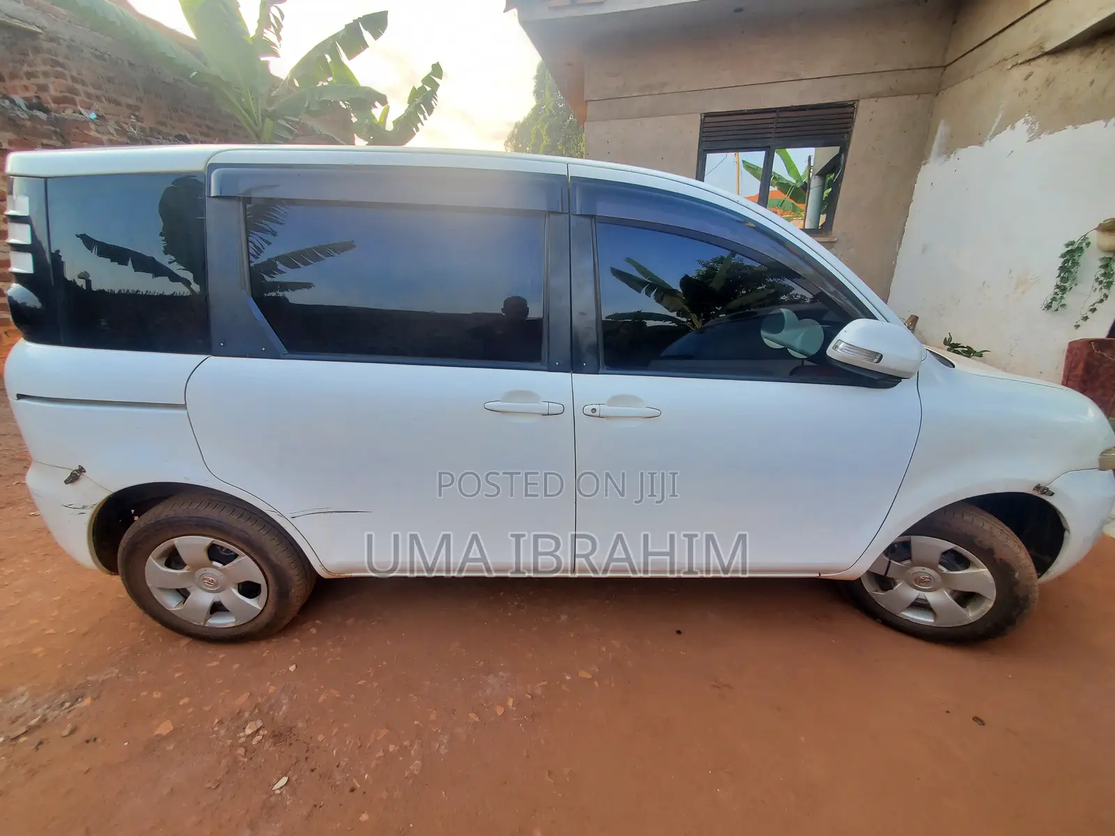 Toyota Sienta 2006 White