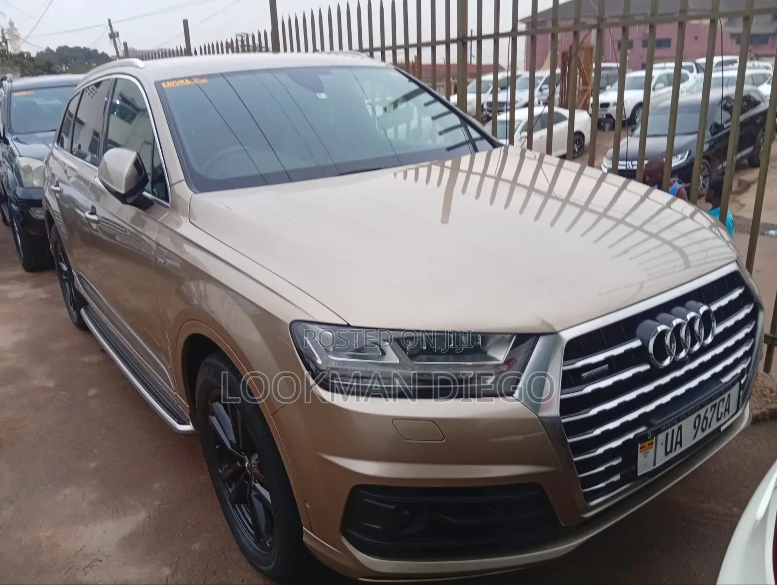 Audi Q7 2017 Gold