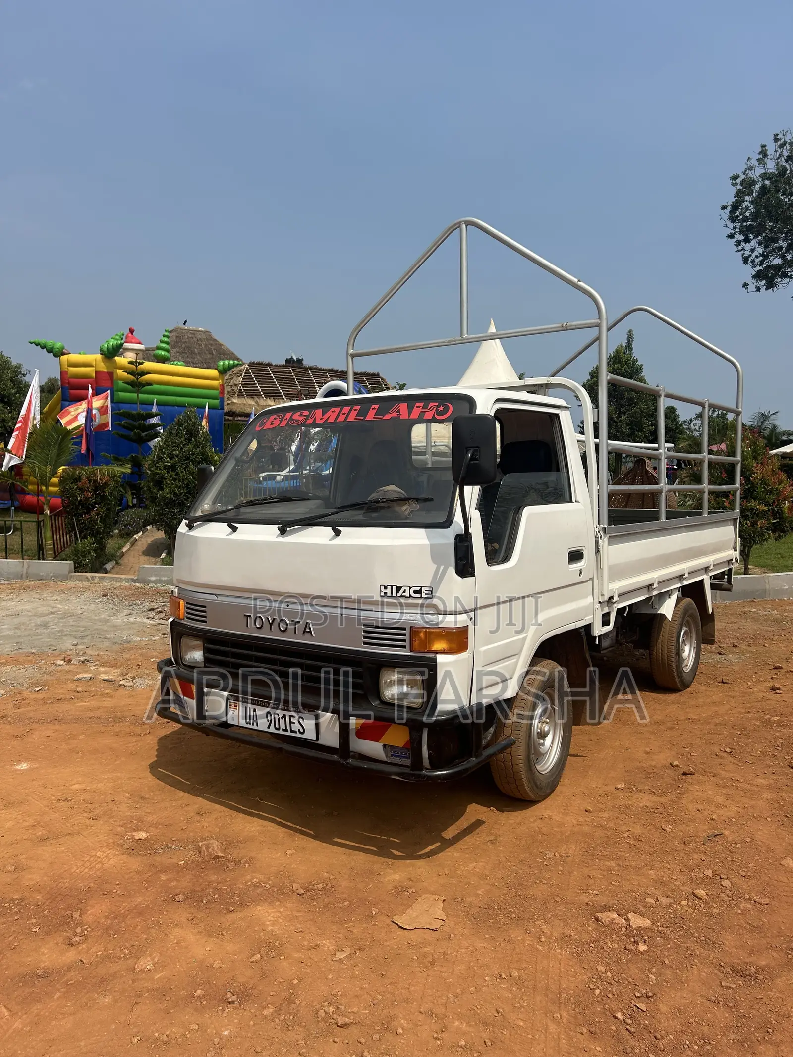 Toyota HiAce 1998 White