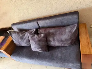 5 Seater Sofa Set Vintage Style for Sale in Lubowa