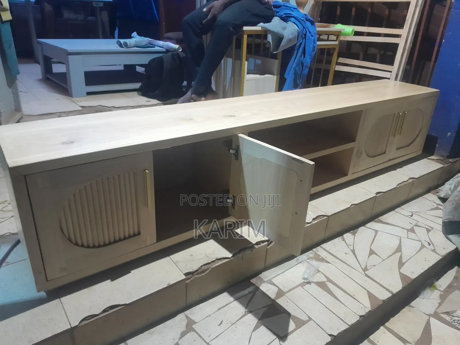 Hard Wood TV Stand