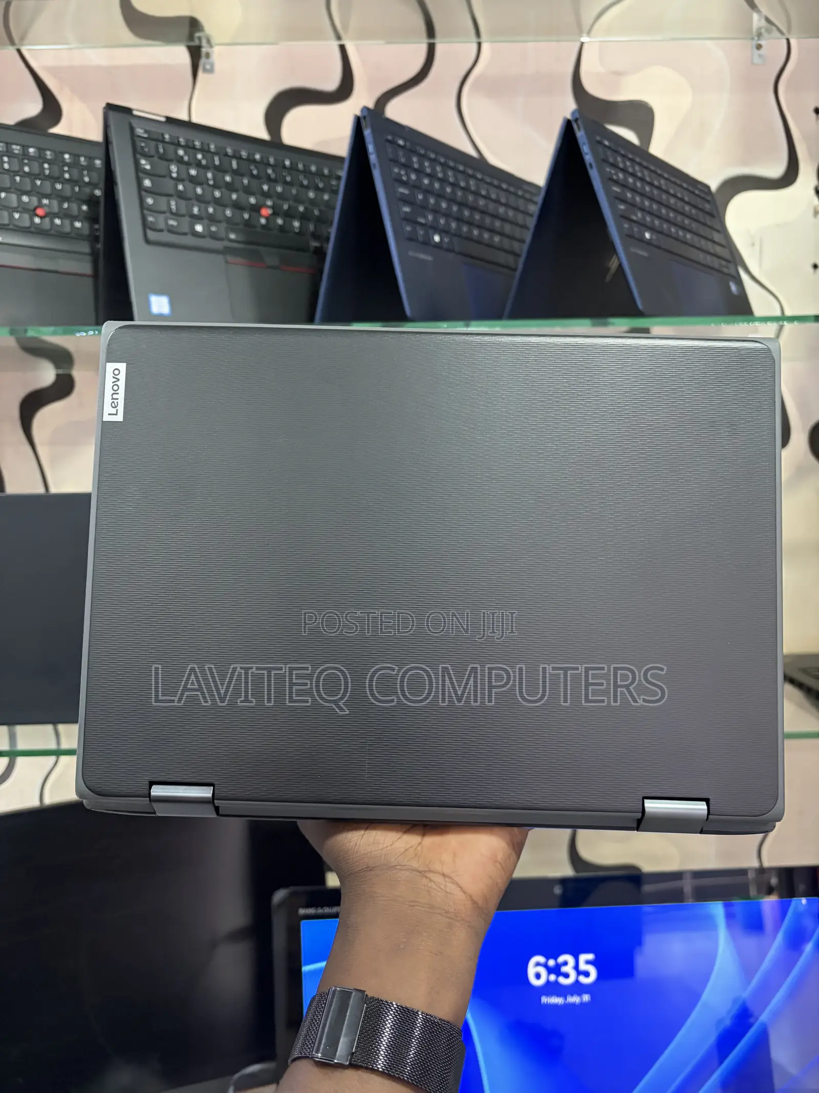 Laptop Lenovo 300e 4GB Intel Celeron SSD 128GB