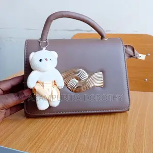 D T Luxury Bags