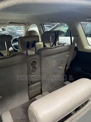 Toyota Vanguard 2010 Silver