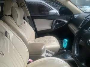 Toyota Vanguard 2009 White