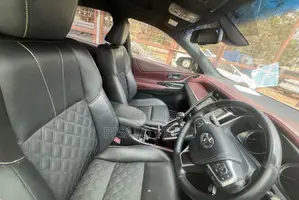 Toyota Harrier 2017 Black