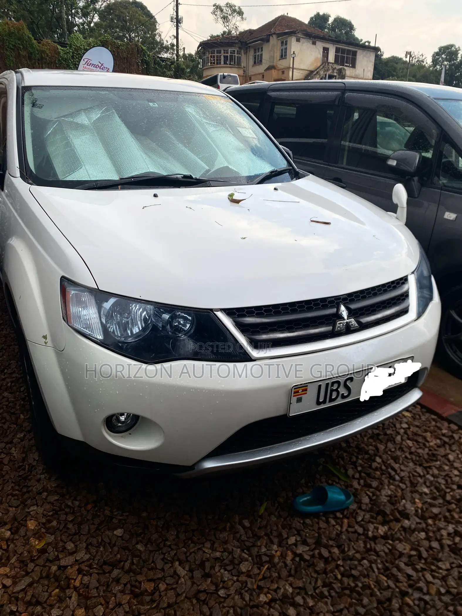 Mitsubishi Outlander ES 2010 White