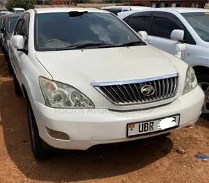 Toyota Harrier 2.4 4WD 2011 White