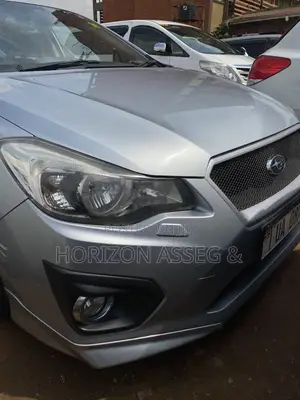 Subaru Impreza 2.0i PZEV 4dr Hatchback AWD (2.0L 4cyl 5M) 2014 Gray