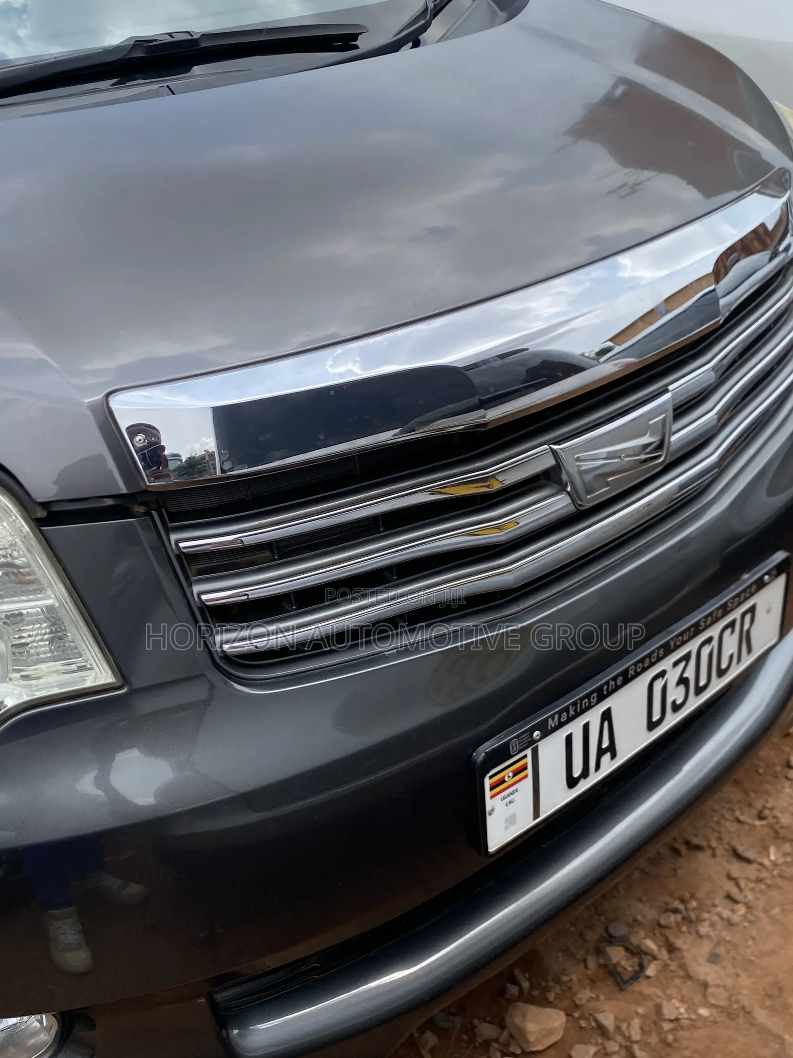 Toyota Noah 2.0 143hp FWD (8 Seater) 2011 Black