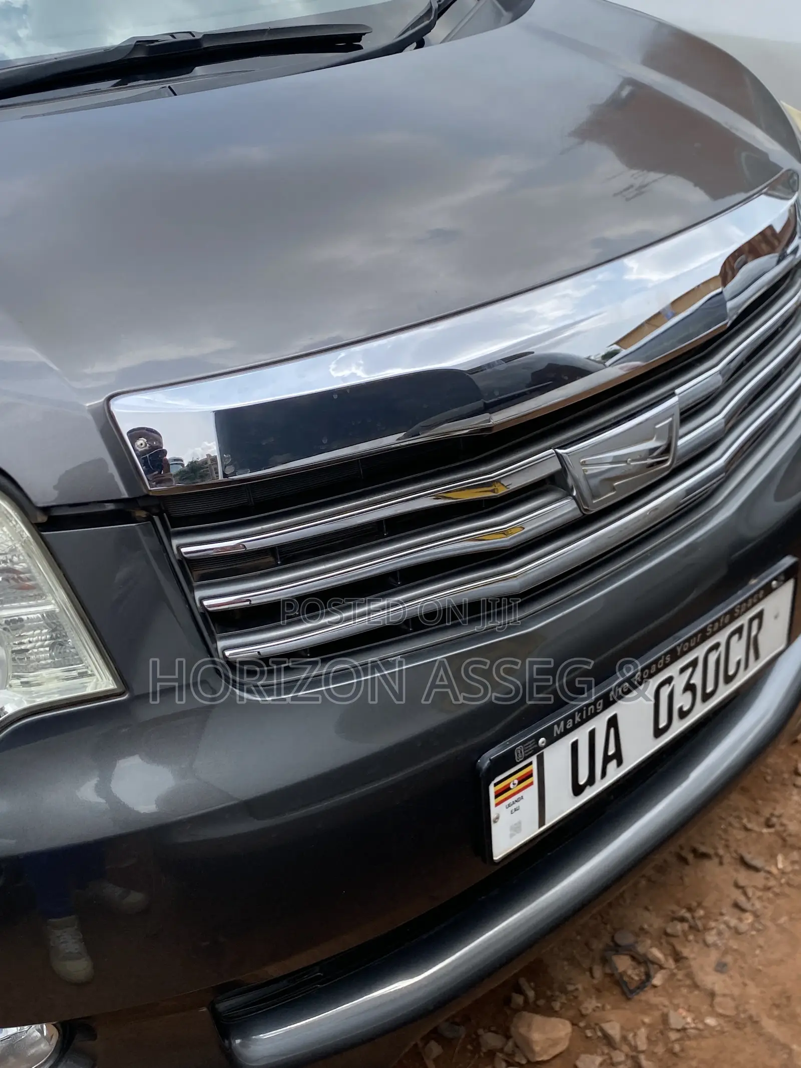 Toyota Noah 2.0 143hp FWD (8 Seater) 2011 Black
