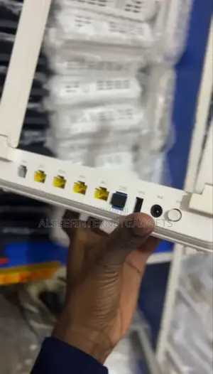 Huawei OptiXstar V173-50, a Fiber-to-the-Room (FTTR)/(ONT)