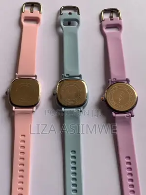 Minimalist Pastel Quartz Wristwatches Styled With Soft Silicone Straps