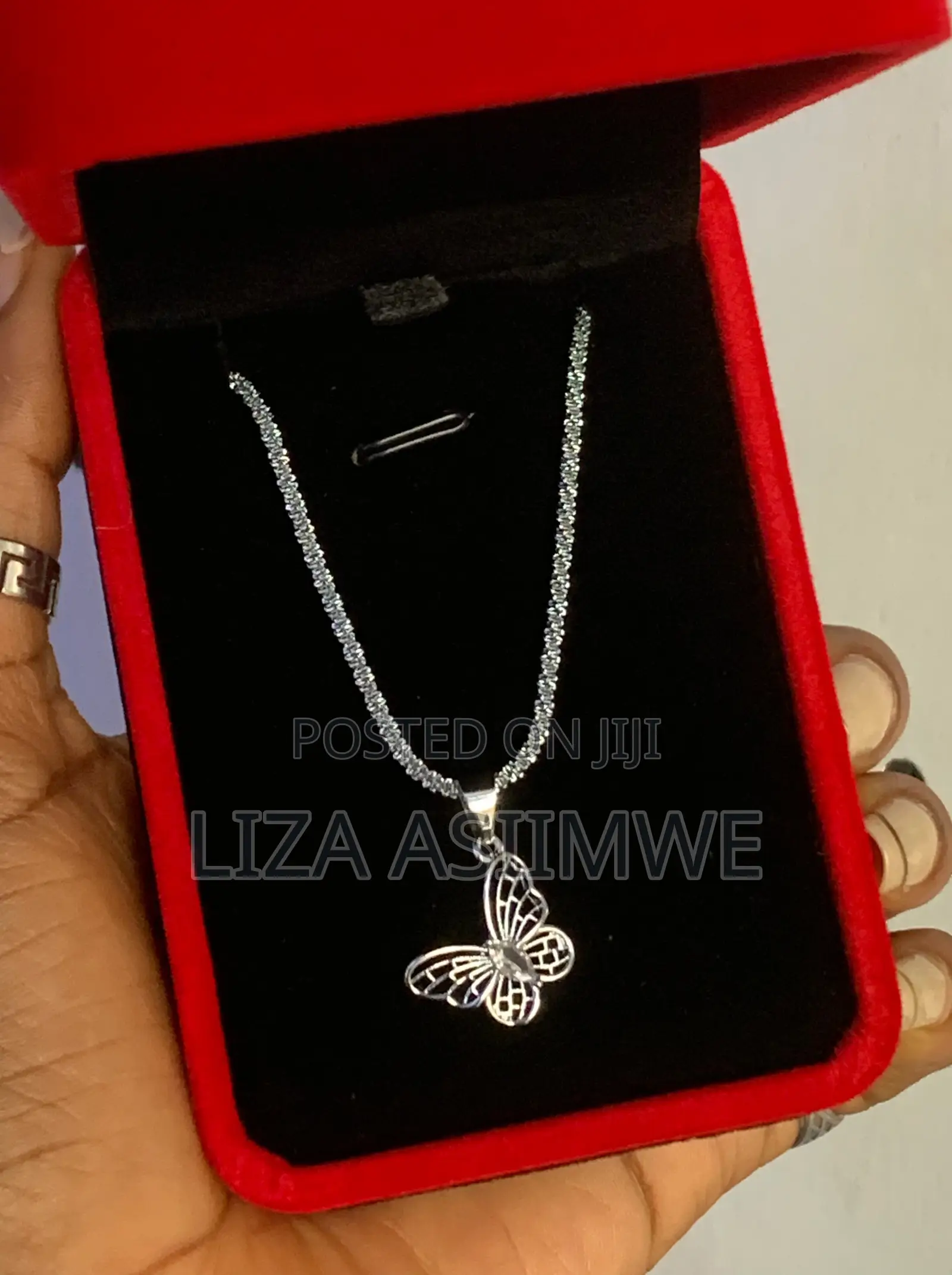 Butterfly Pendant Necklace With a Central Sparkling Rhinestone