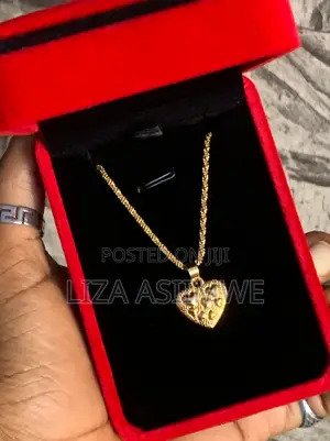 Heart Pendant Necklace With a Textured Vintage Inspired Design