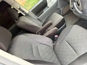 Toyota Noah 2009 White