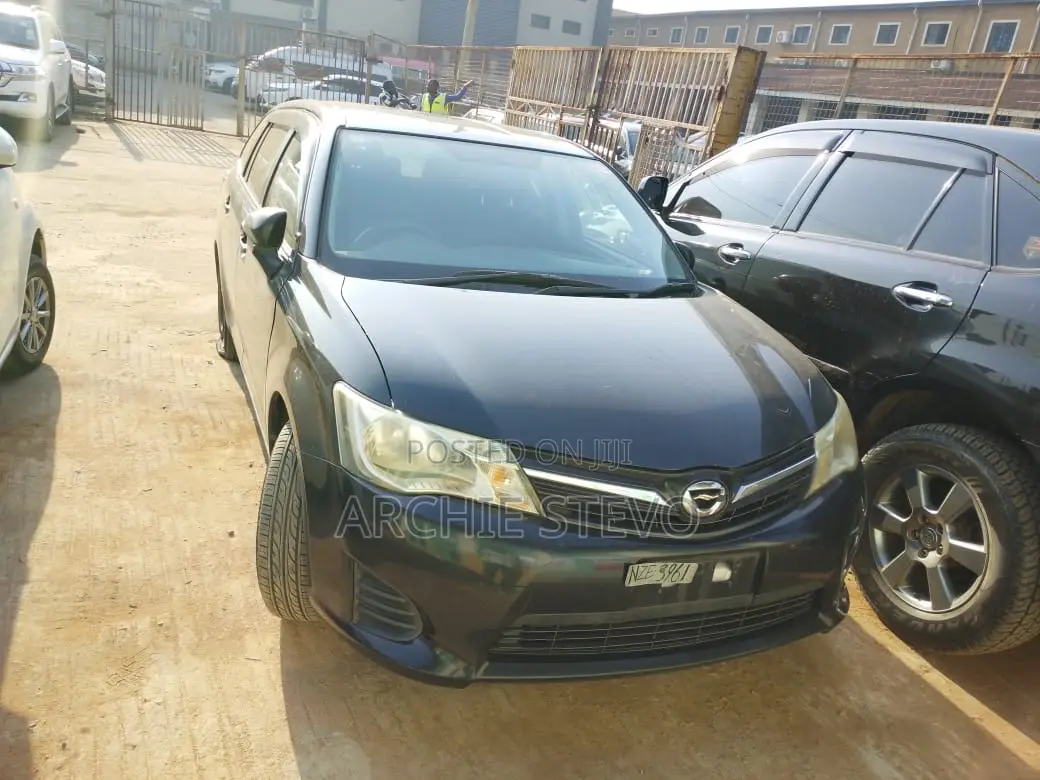 Toyota Corolla Fielder 1.5 Petrol FWD 2013 Black