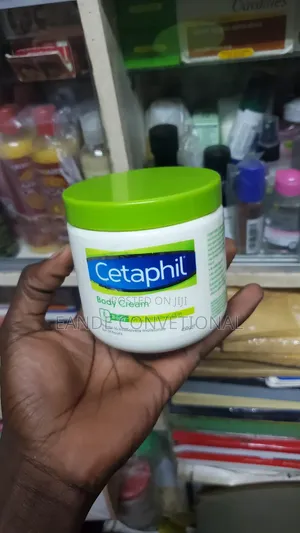 Cetaphil Moisturizing Cream