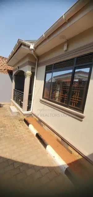 3bdrm House in Division A for sale